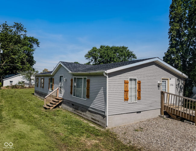 Listing Image 3