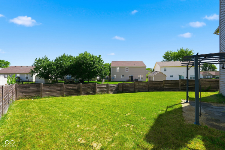 Listing Image 40