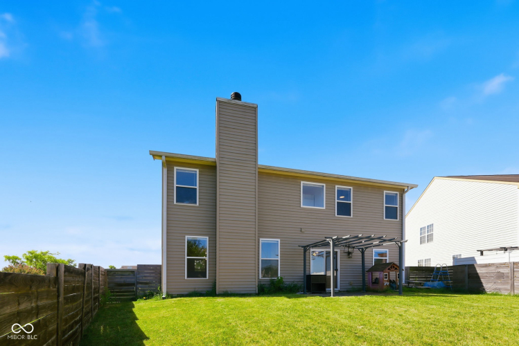 Listing Image 43