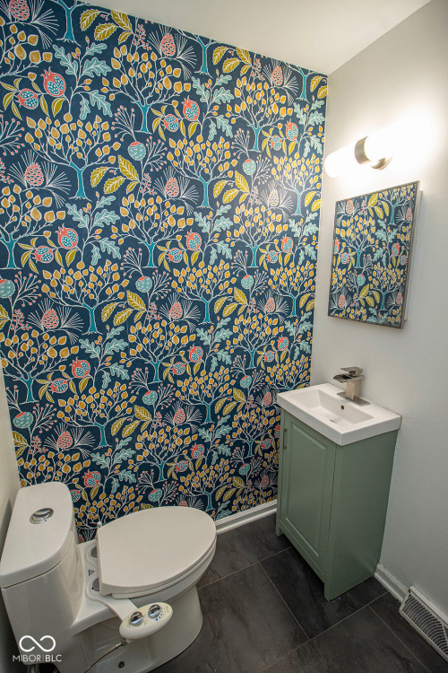 Listing Image 12