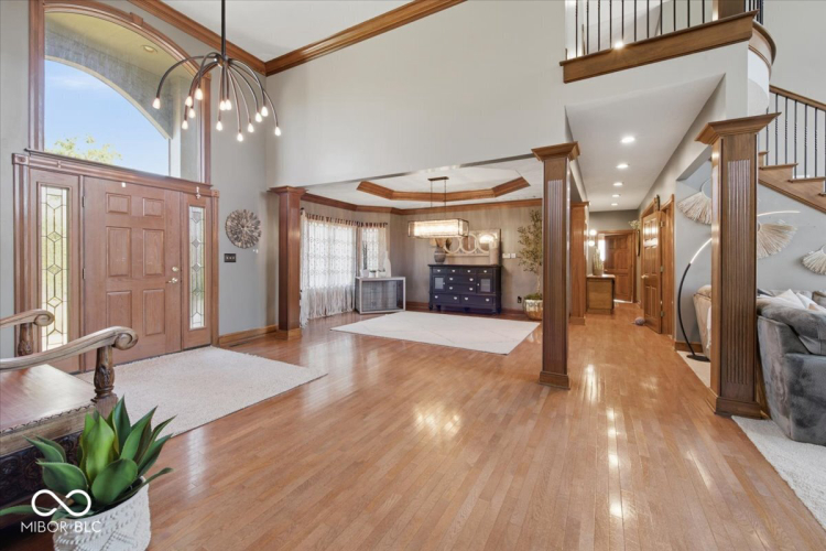 Listing Image 14