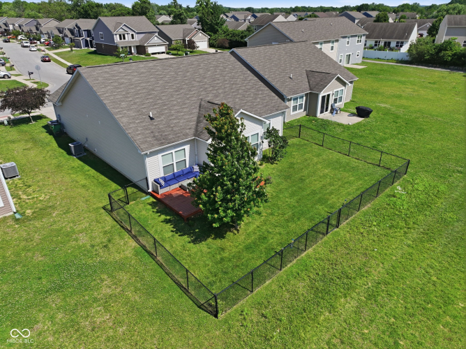Listing Image 44