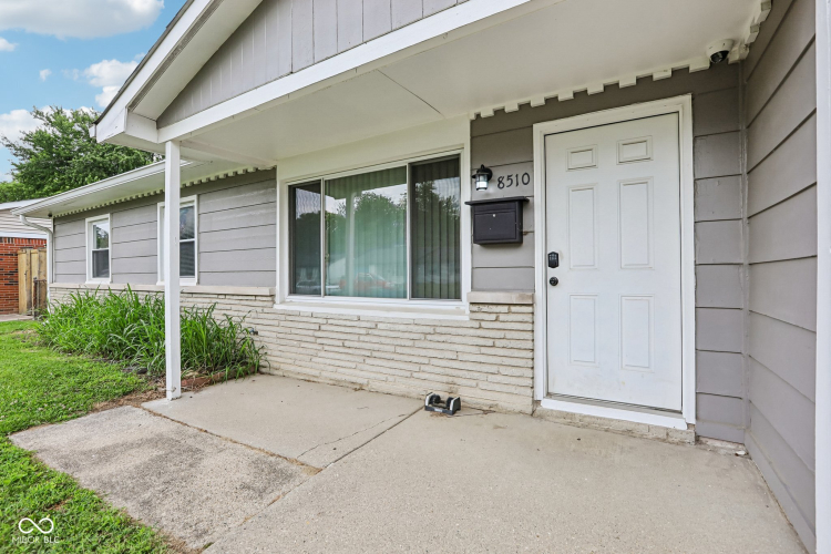 Listing Image 28