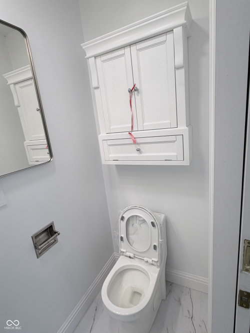 Listing Image 16