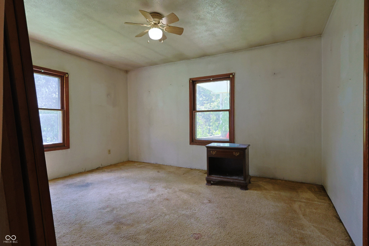 Listing Image 27