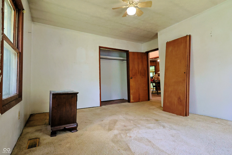 Listing Image 28