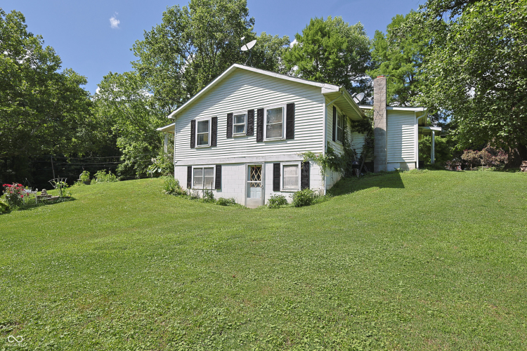 Listing Image 6