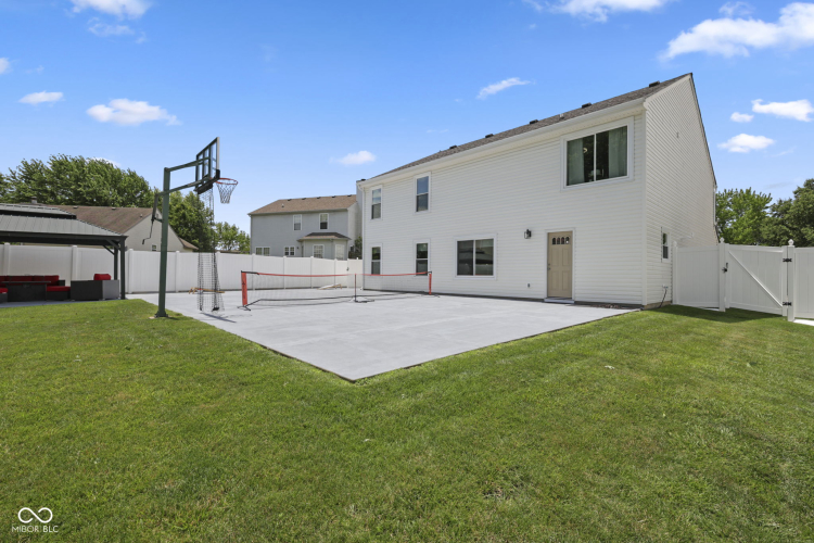 Listing Image 19