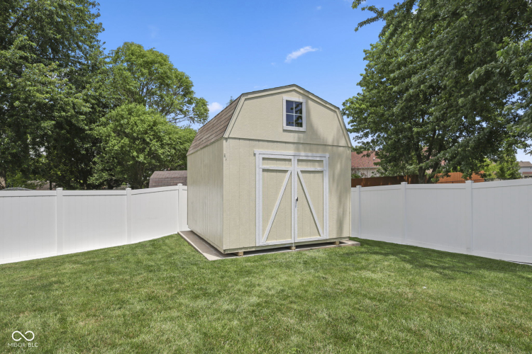 Listing Image 43