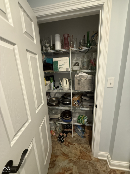 Listing Image 27