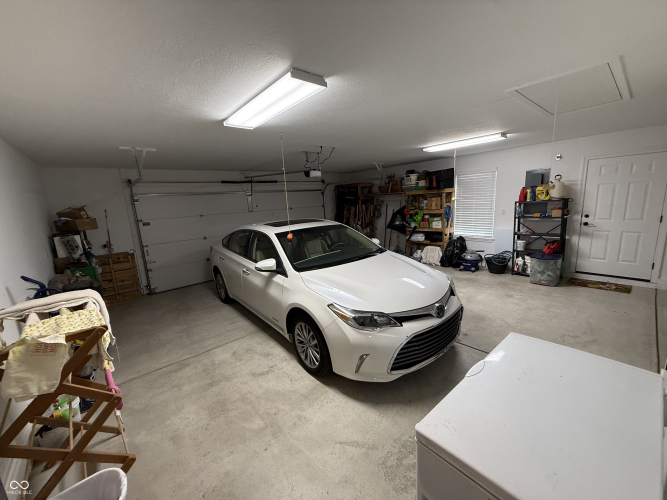 Listing Image 33