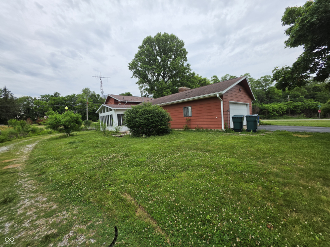 Listing Image 6