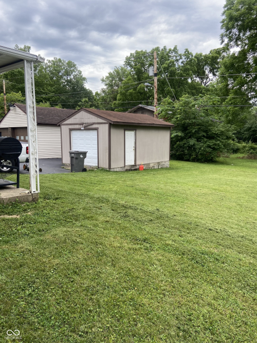 Listing Image 10