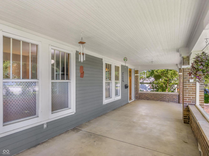 Listing Image 71