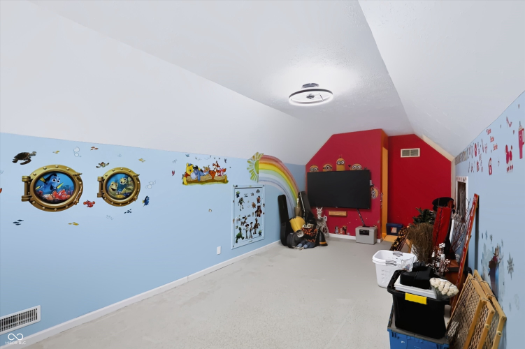 Listing Image 38