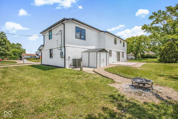 Listing Image 46