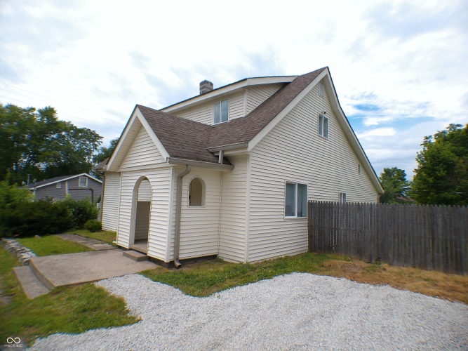 Listing Image 2