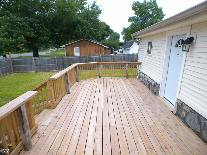 Listing Image 9