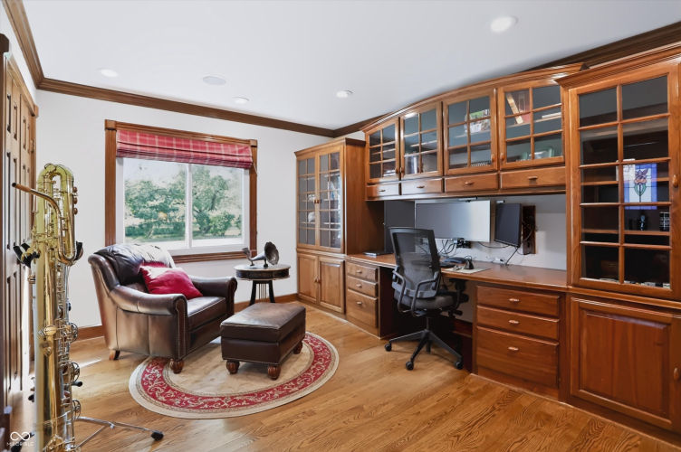 Listing Image 13