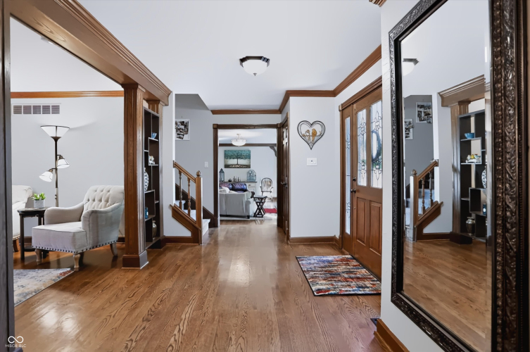 Listing Image 19