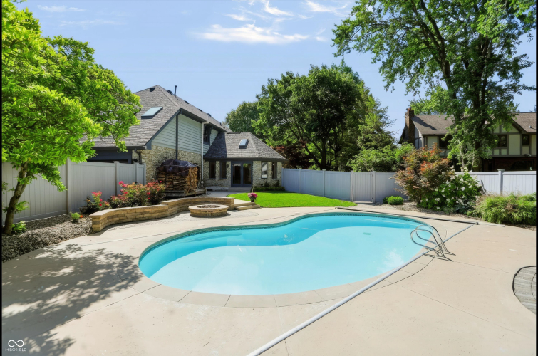 Listing Image 84
