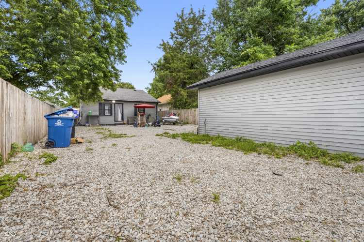 Listing Image 23
