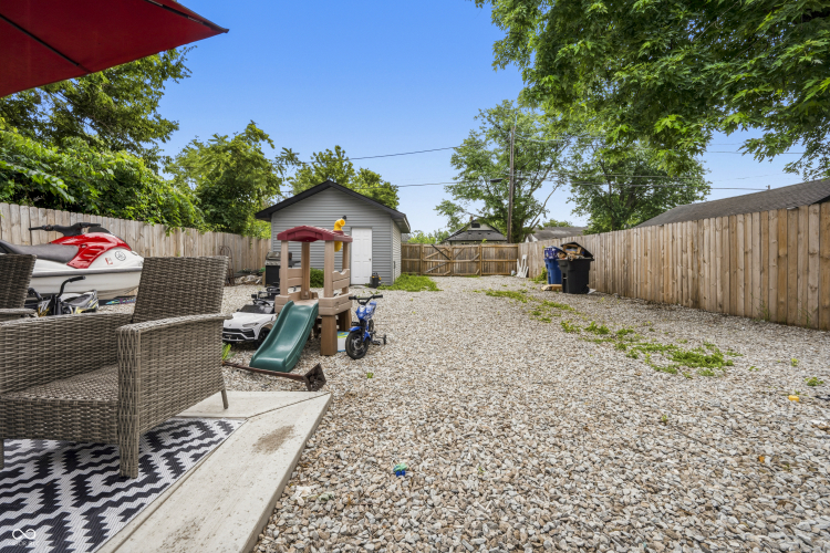 Listing Image 24