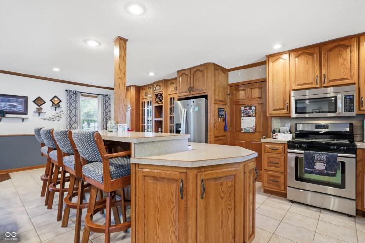 Listing Image 13