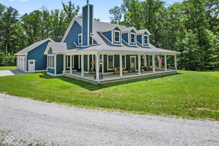 Listing Image 4