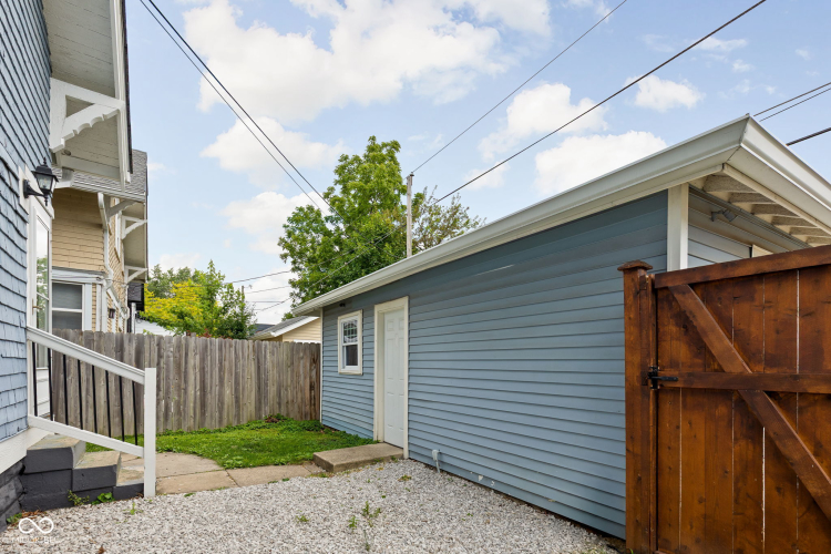 Listing Image 41