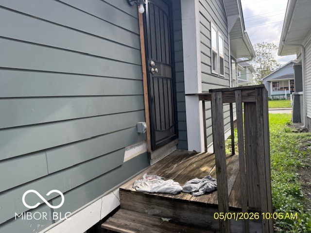 Listing Image 5