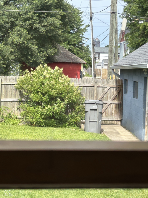 Listing Image 25