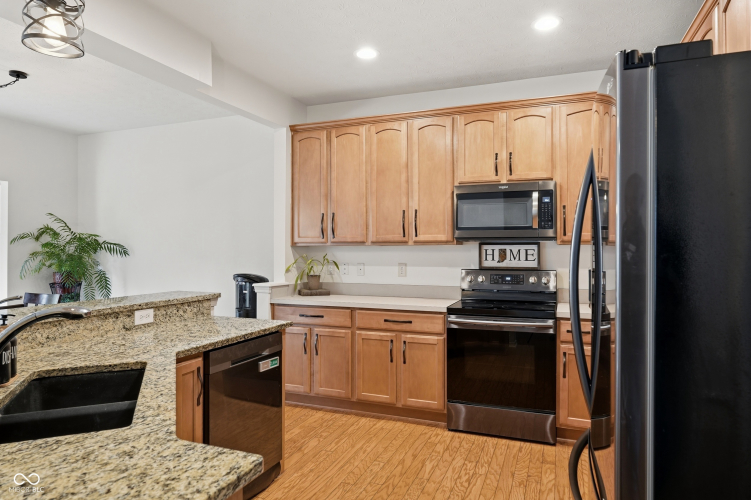 Listing Image 13