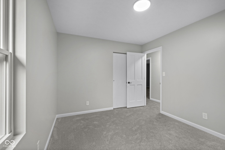 Listing Image 30