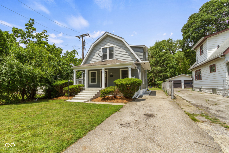 Listing Image 3