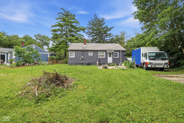 Listing Image 22