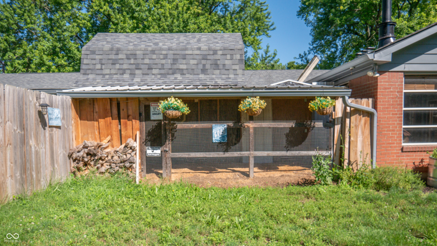 Listing Image 42