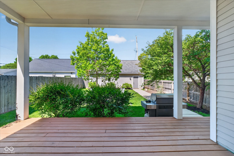 Listing Image 12