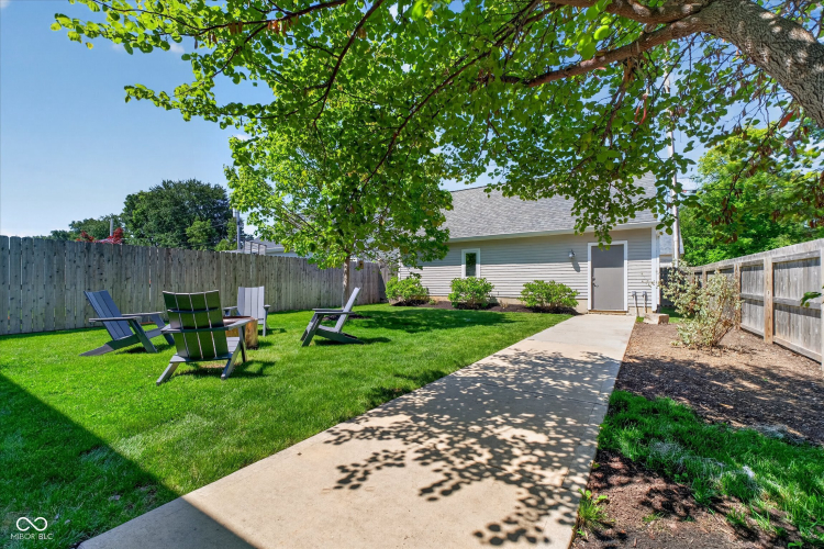 Listing Image 13