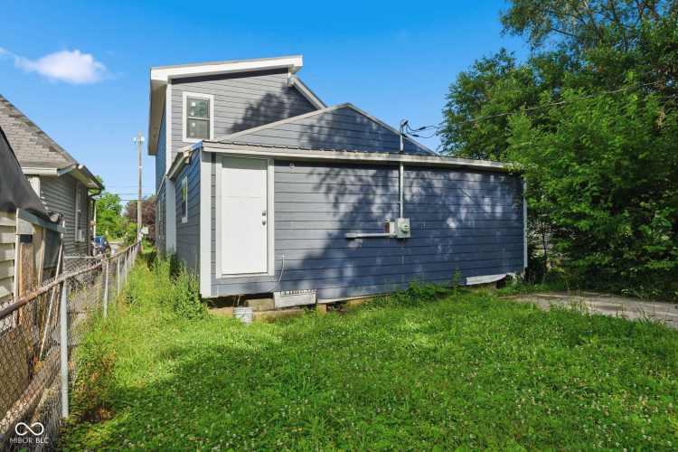Listing Image 28