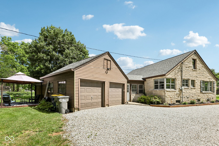 Listing Image 45