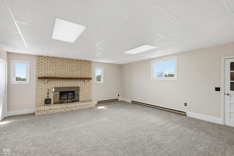 Listing Image 33