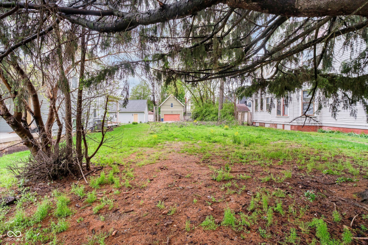 Listing Image 8