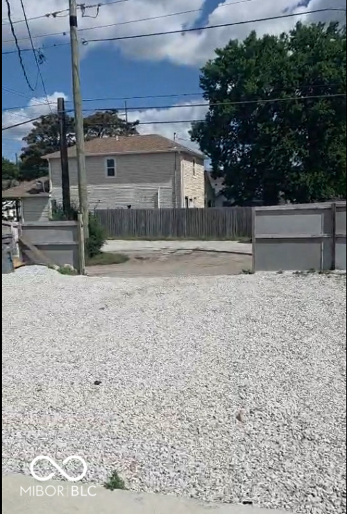 Listing Image 27