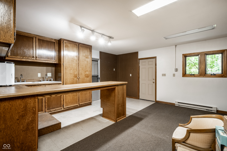 Listing Image 53