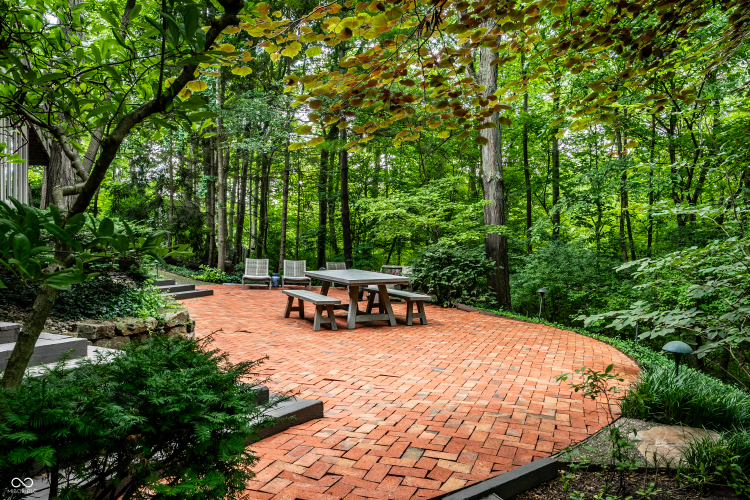Listing Image 59