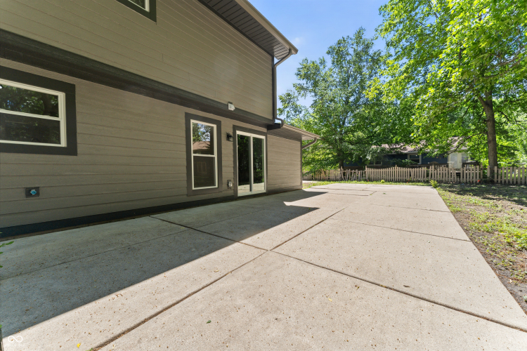 Listing Image 42