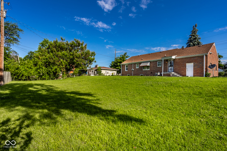 Listing Image 20