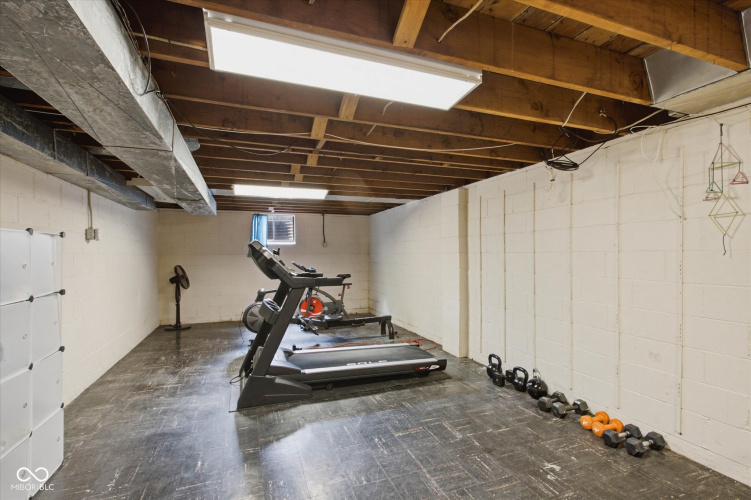 Listing Image 23