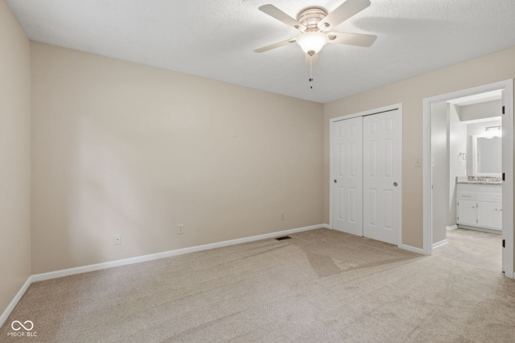 Listing Image 24
